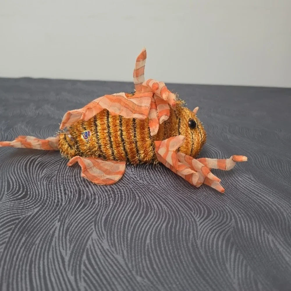 Webkinz Lionfish HM355 Plush Ganz Retired NWT Sealed Code New 661371183039